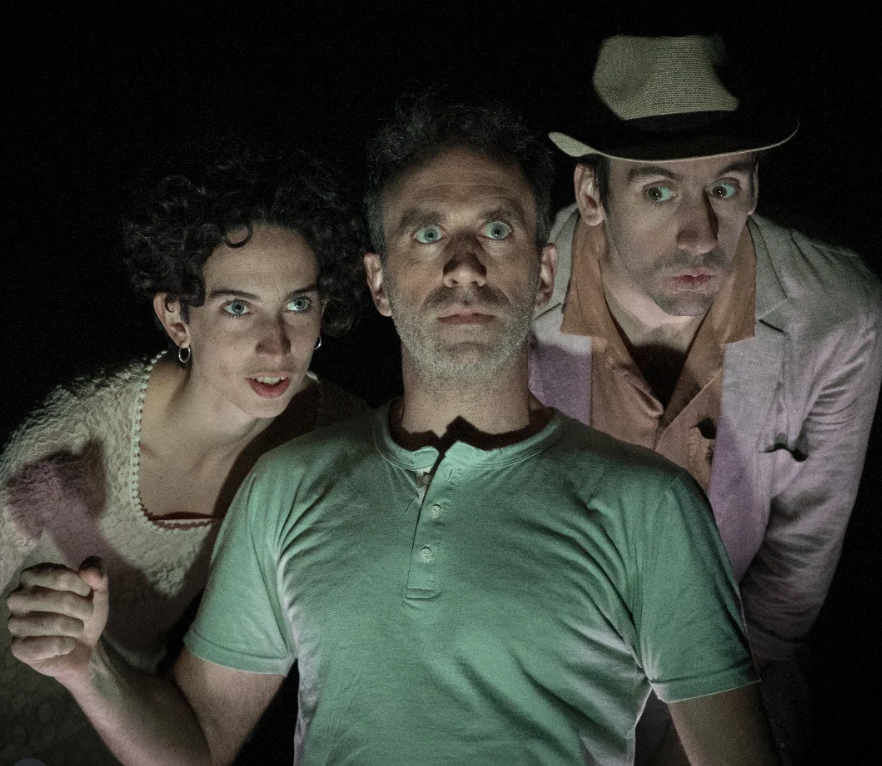 flotando apenas teatro